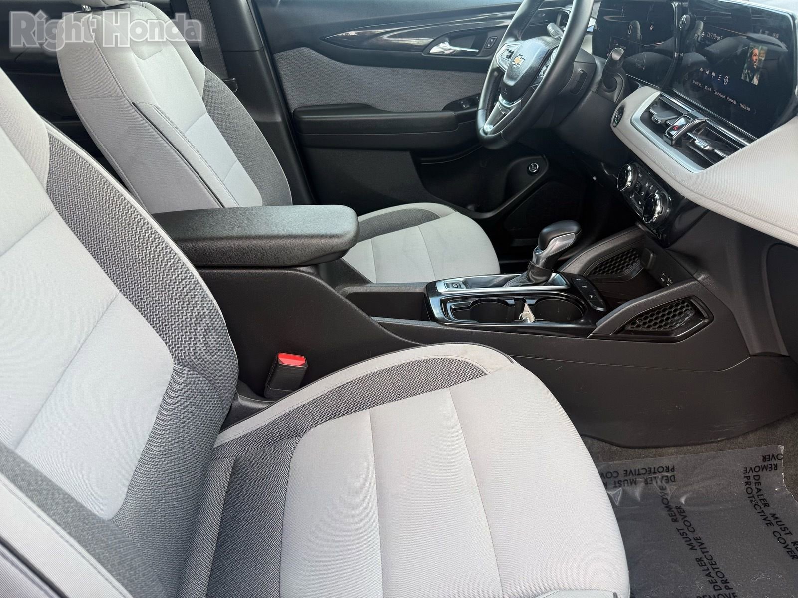 Used 2024 Chevrolet TrailBlazer LT w/ Convenience Package image 31