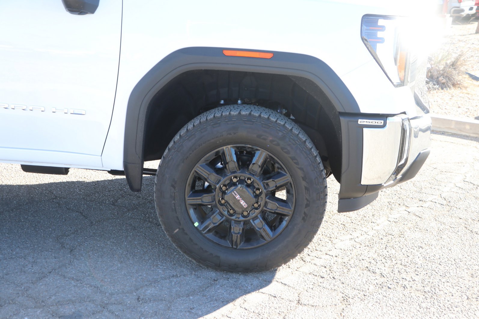 New 2026 GMC Sierra 2500 Pro w/ Max Trailering Package image 9