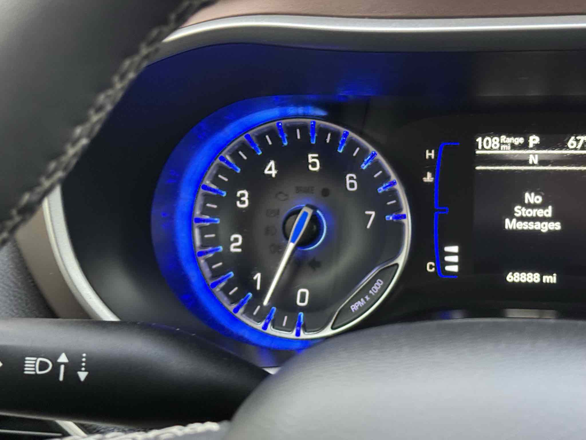 Used 2023 Chrysler Voyager LX image 62