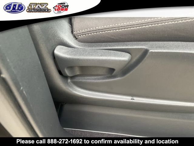 Used 2023 Nissan Titan SV w/ SV Convenience Package image 15