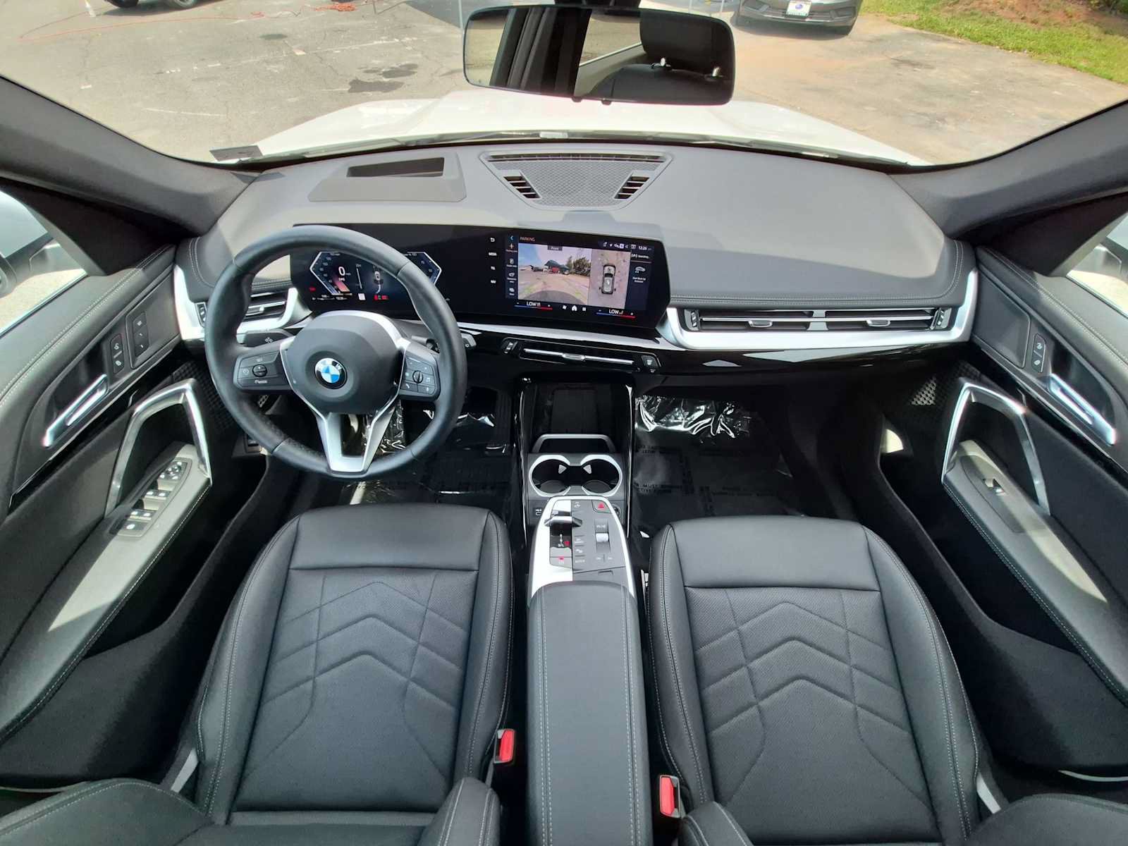 Used 2024 BMW X1 xDrive28i w/ Technology Package AWD/4WD image 16