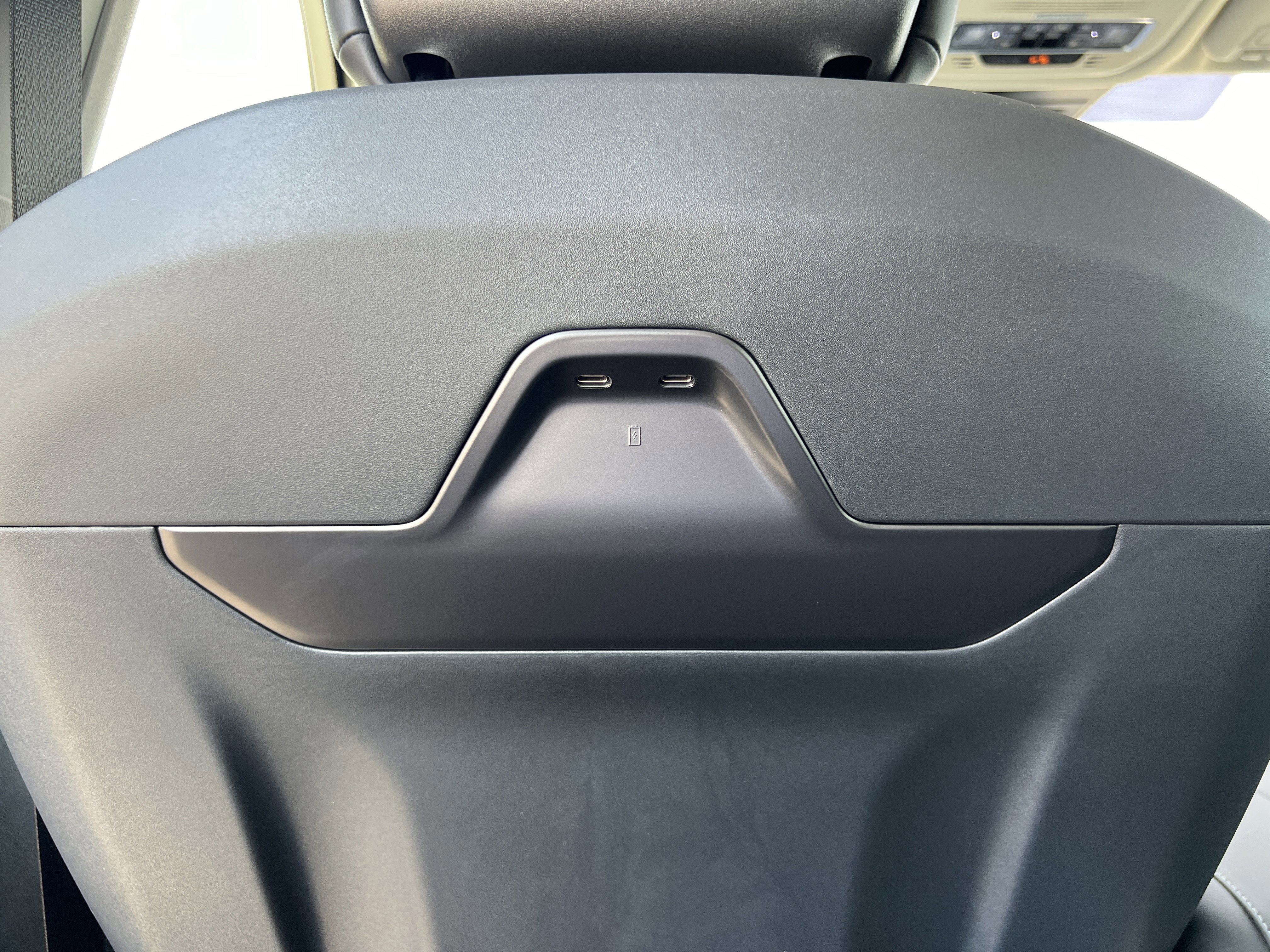 New 2025 Lincoln Nautilus Premier w/ Equipment Group 102A image 29