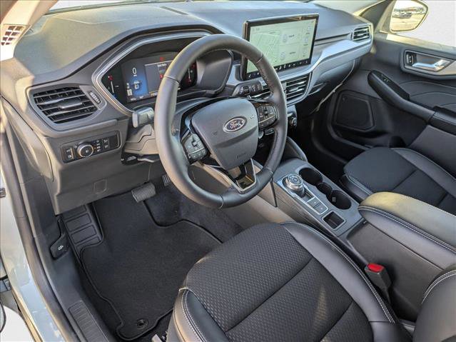 New 2025 Ford Escape SE image 3