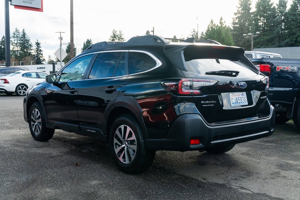 Used 2024 Subaru Outback Premium image 4