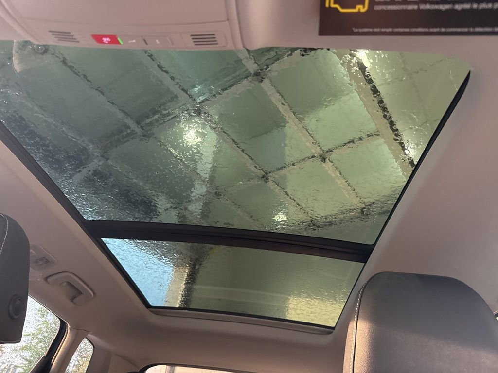 New 2025 Volkswagen Taos SE image 24