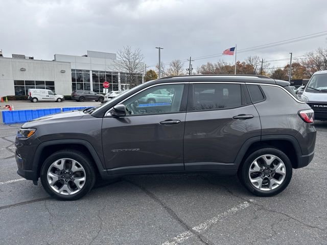 Used 2022 Jeep Compass Limited image 17