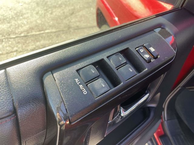 Used 2024 Toyota 4Runner TRD Off-Road Premium image 18