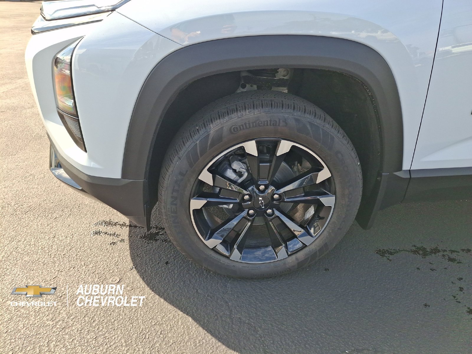 New 2027 Chevrolet Equinox RS w/ LPO, Floor Liner Package AWD/4WD image 21