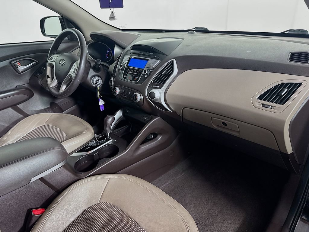 Used 2013 Hyundai Tucson GLS image 33