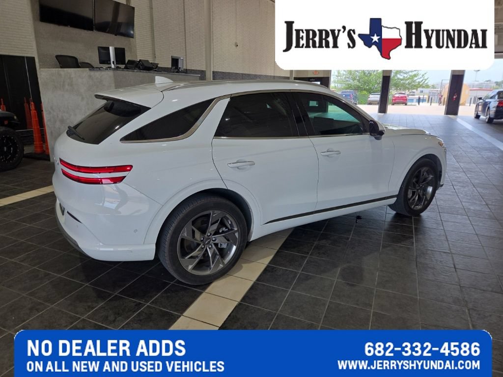 Certified 2024 Genesis Electrified GV70 AWD/4WD image 5