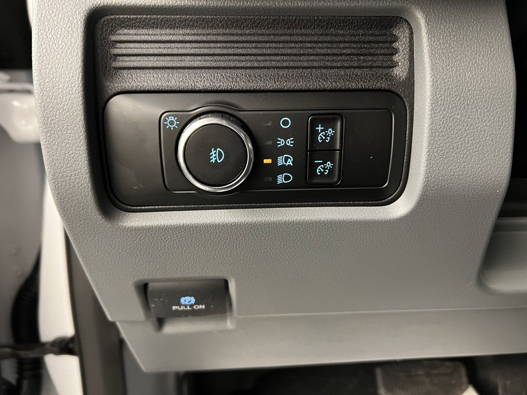 New 2025 Ford F550 4x4 Regular Cab Super Duty image 22