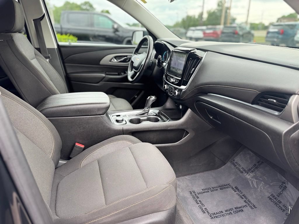 Used 2020 Chevrolet Traverse LT AWD/4WD image 11
