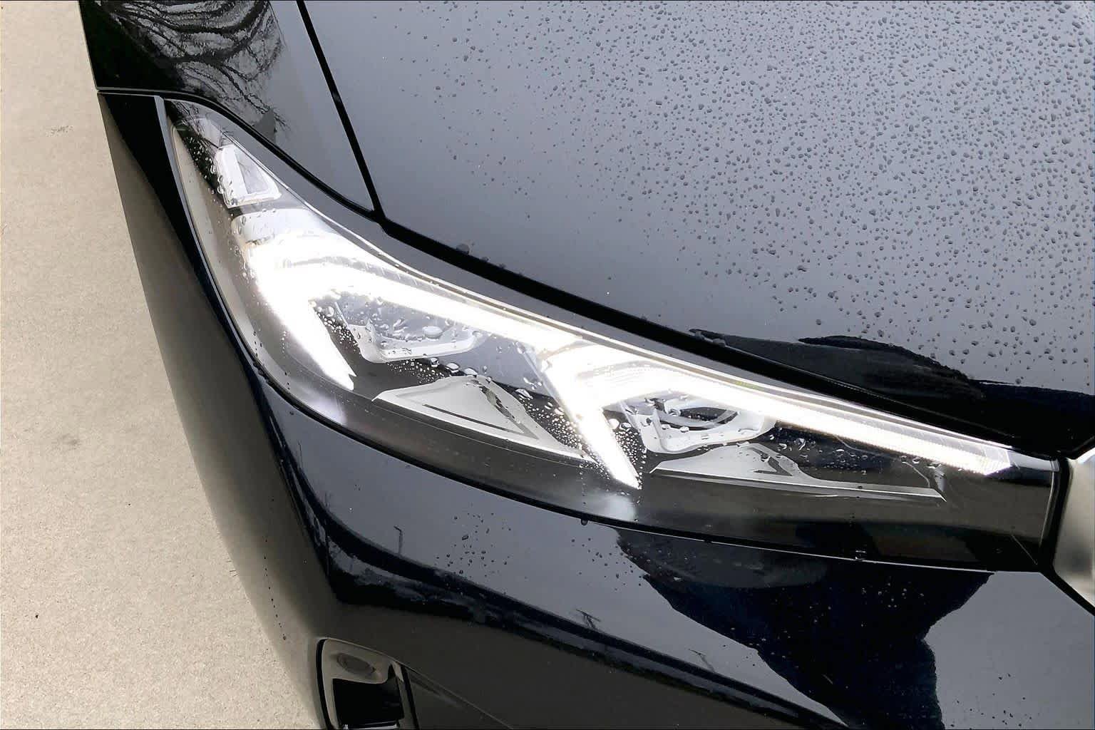 New 2026 BMW 330i xDrive Sedan w/ M Sport Package AWD/4WD image 13