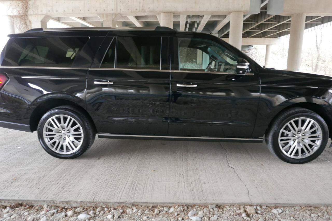 Used 2024 Ford Expedition Max Limited AWD/4WD image 37