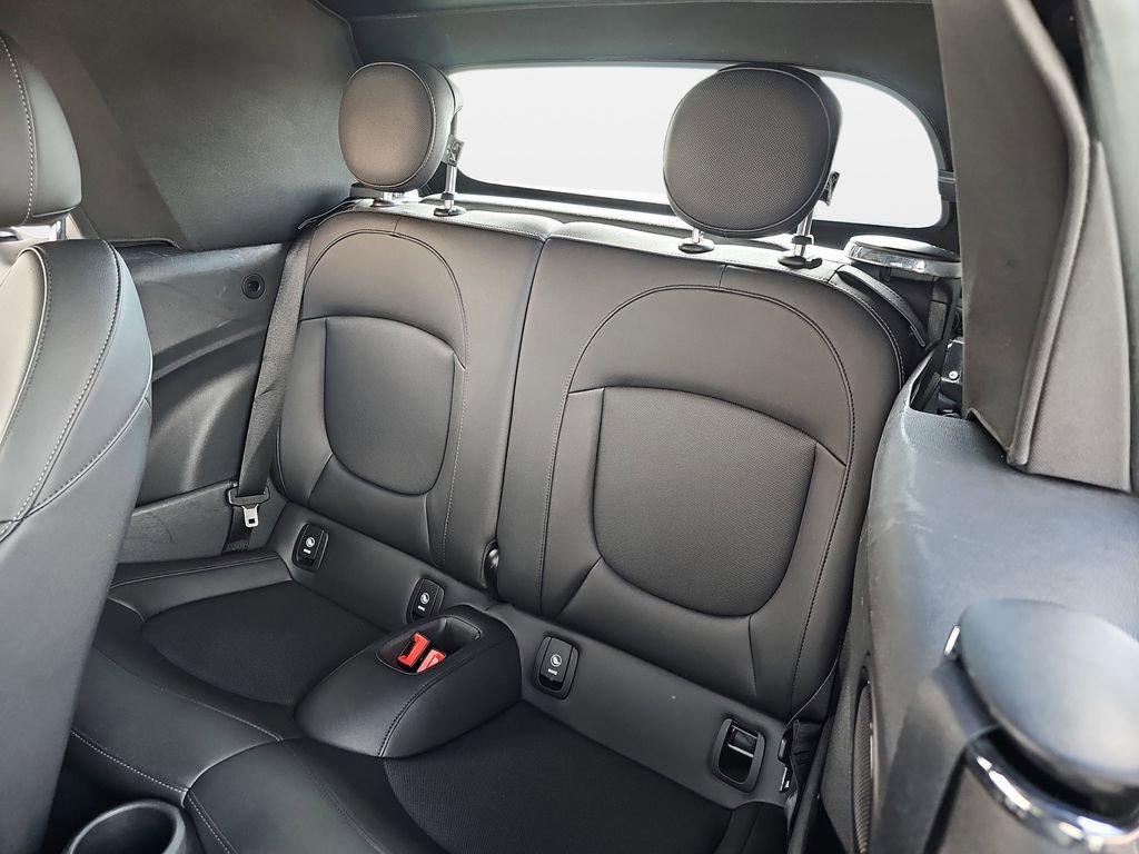 Used 2024 MINI Cooper S image 19