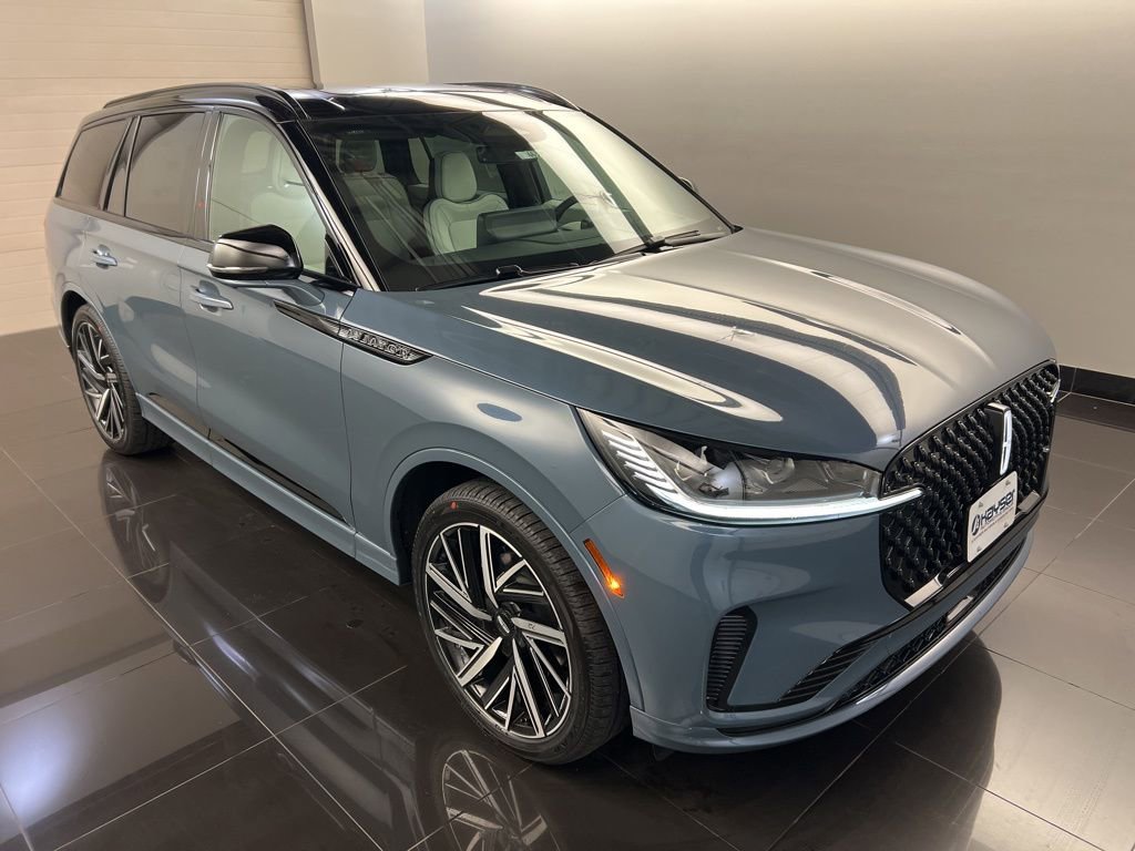 New 2026 Lincoln Aviator Black Label w/ Black Label Special Edition image 1