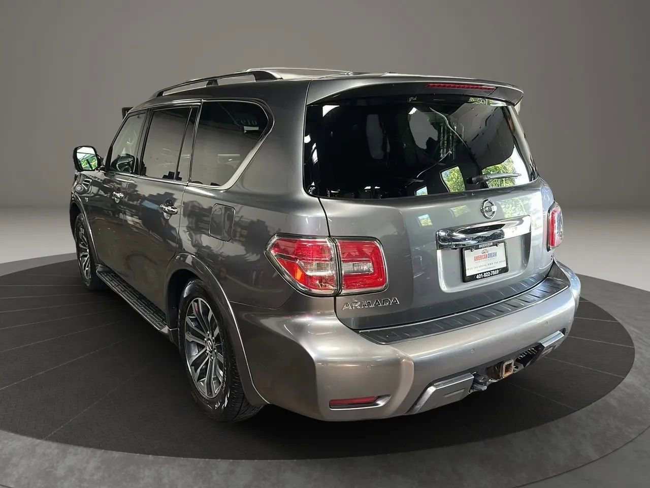 Used 2019 Nissan Armada SL w/ Premium Package image 3