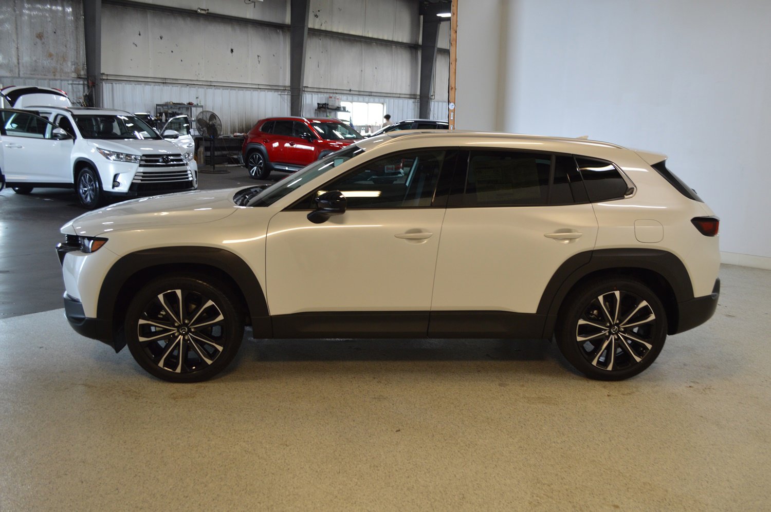 New 2025 MAZDA CX-50 AWD 2.5 Turbo w/ Weather Package image 6