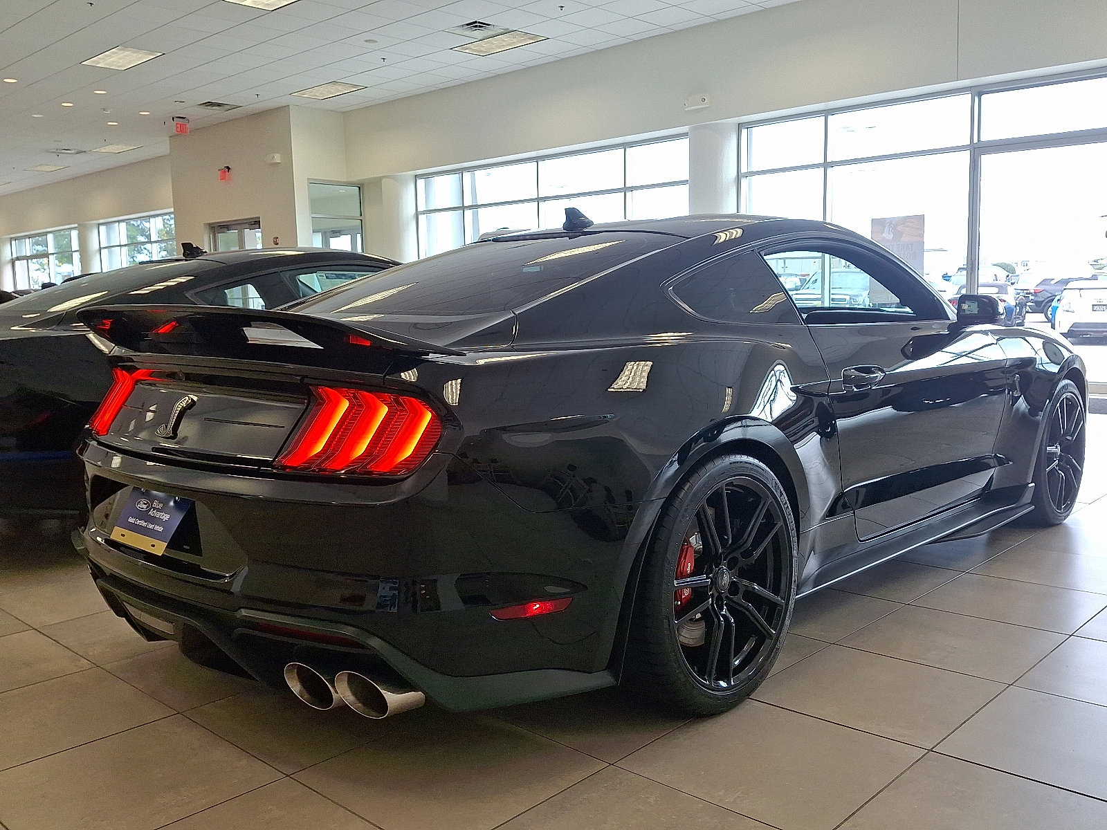 Certified 2022 Ford Mustang Shelby GT500 w/ Technology Package image 10