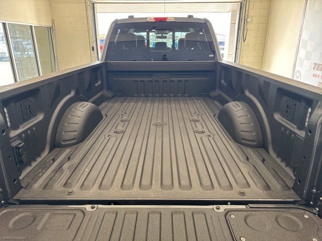 New 2026 Ford F350 4x4 Crew Cab Super Duty image 11