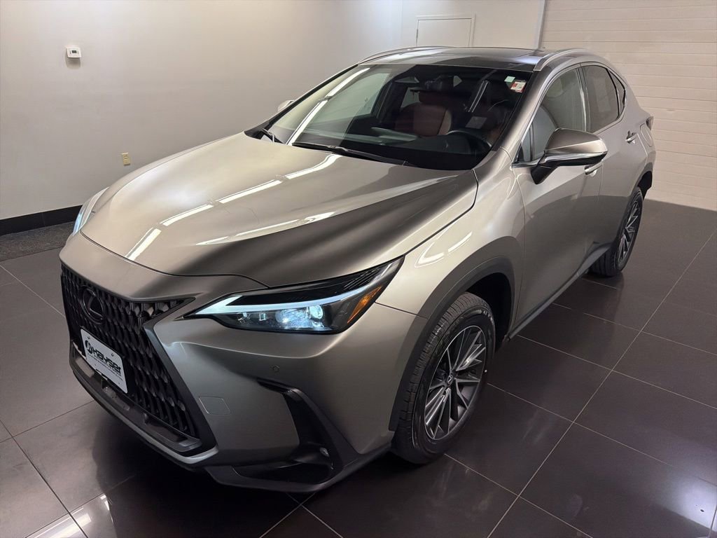 Used 2024 Lexus NX 350 AWD image 3