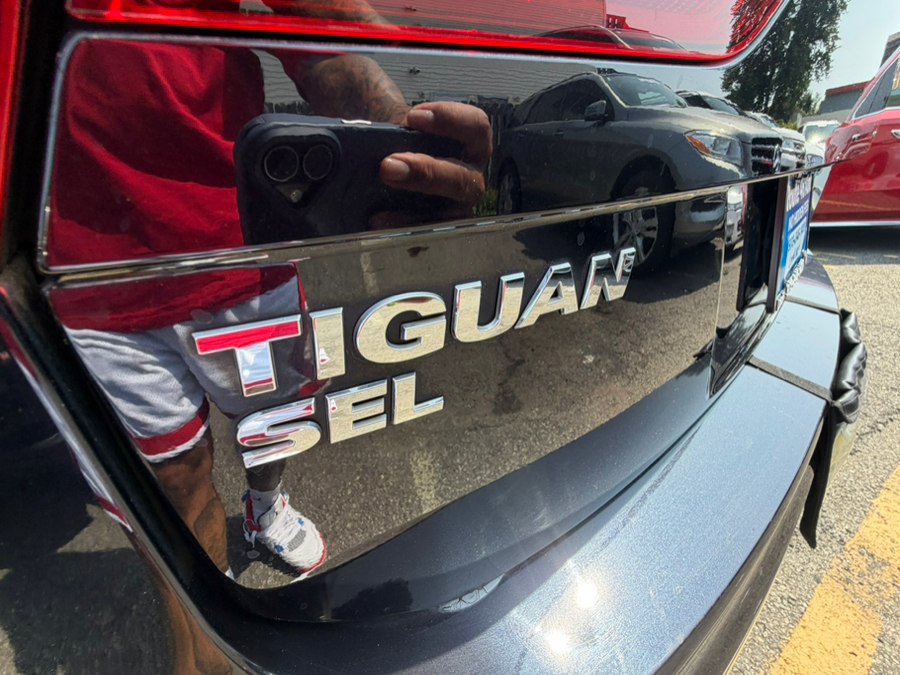 Used 2019 Volkswagen Tiguan SEL AWD/4WD image 14