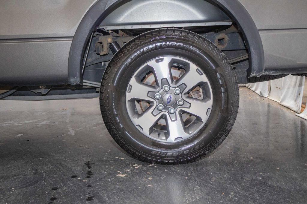 Used 2014 Ford F150 FX4 w/ Equipment Group 402A Luxury image 10