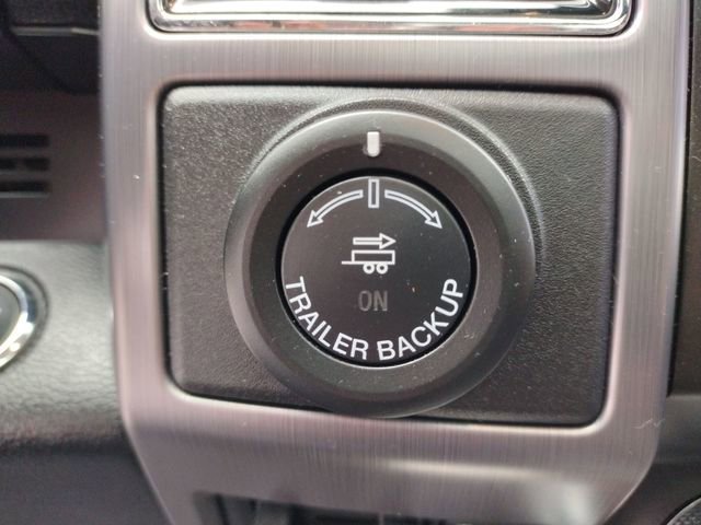 Used 2018 Ford Expedition Platinum image 37