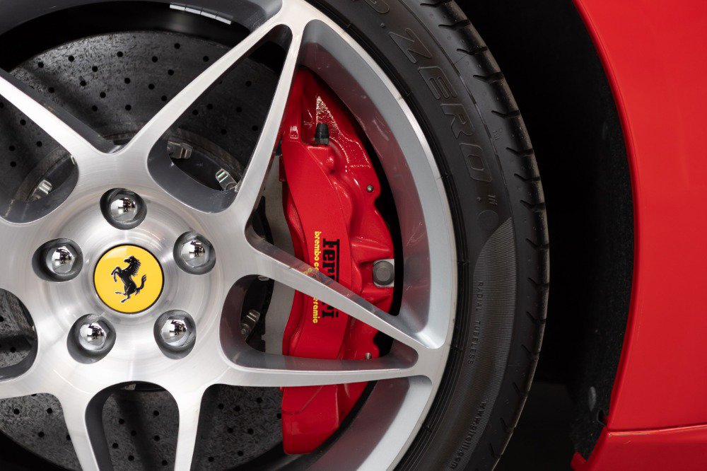 Used 2011 Ferrari California image 27