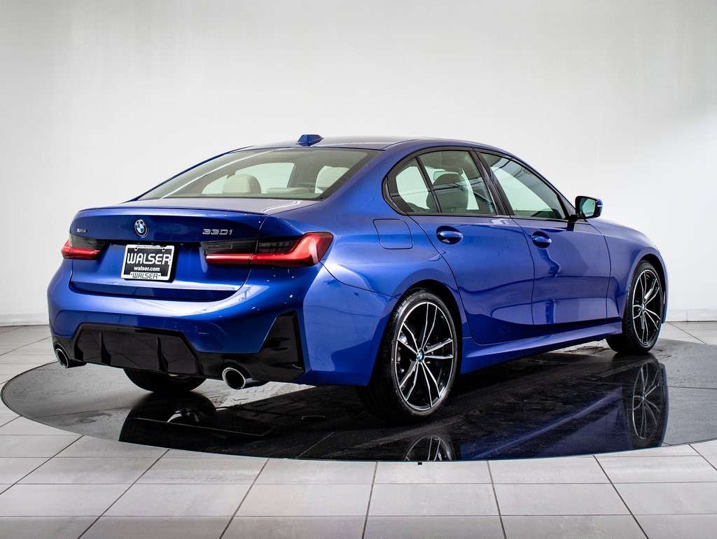 Used 2023 BMW 330i xDrive Sedan w/ M Sport Package image 6