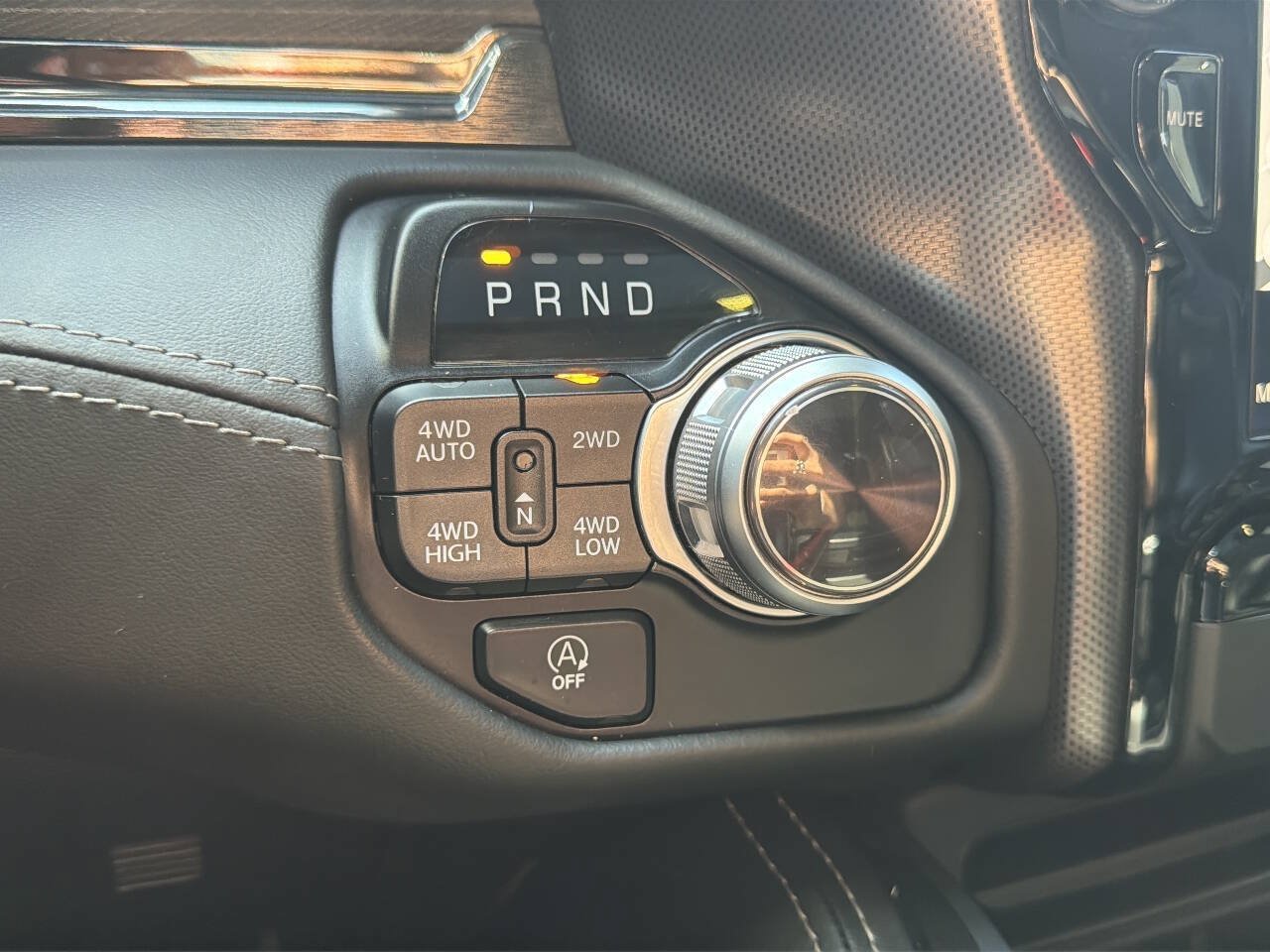 Used 2022 RAM 1500 Limited AWD/4WD image 44