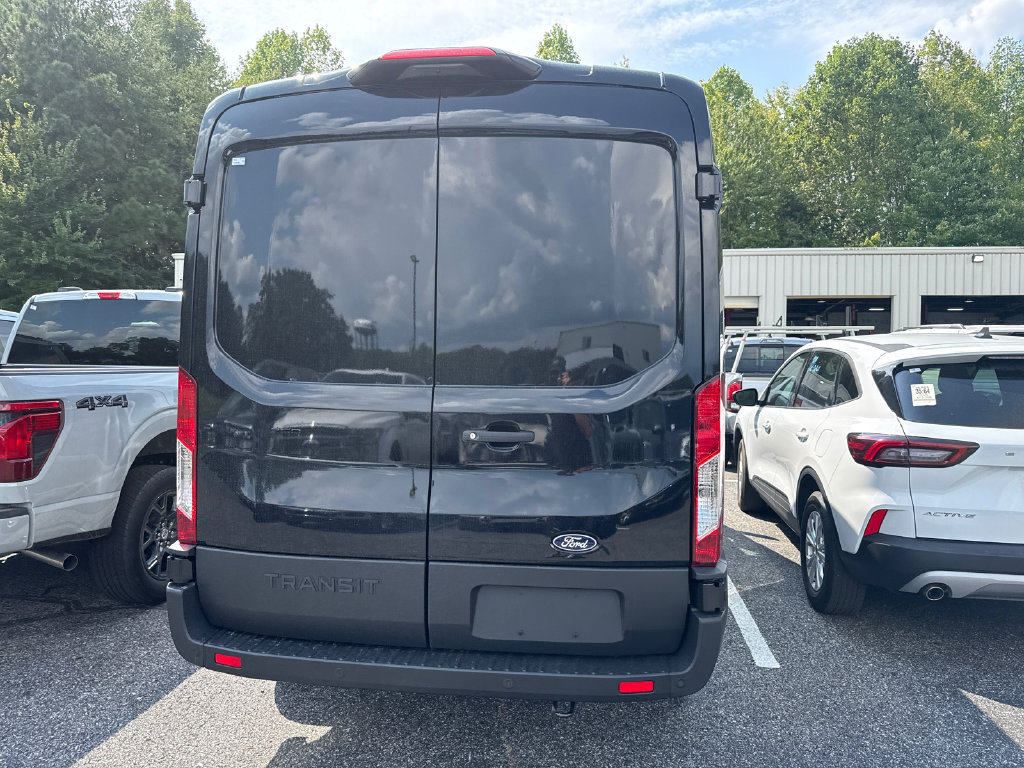 New 2027 Ford Transit 250 148 Medium Roof RWD image 8