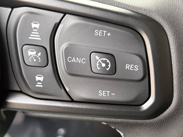 New 2026 Jeep Gladiator Sport AWD/4WD image 17