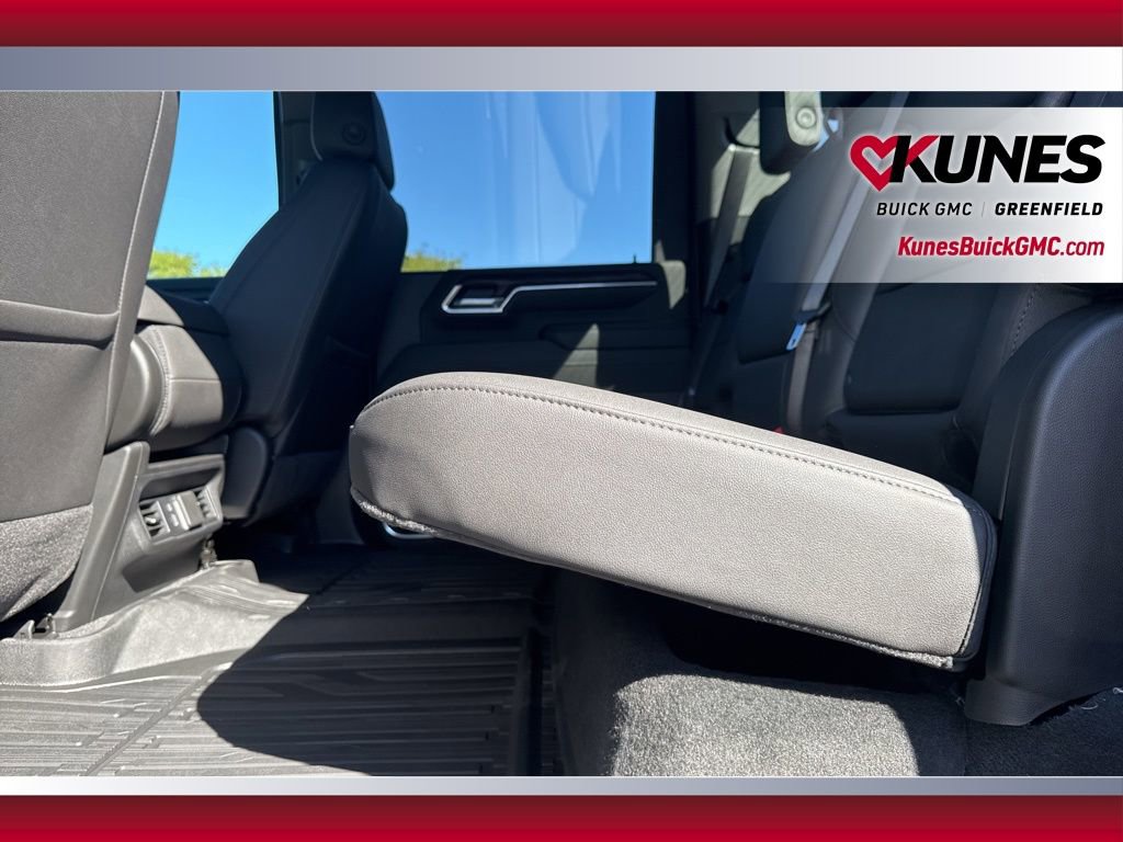 New 2025 GMC Sierra 3500 SLT AWD/4WD image 40
