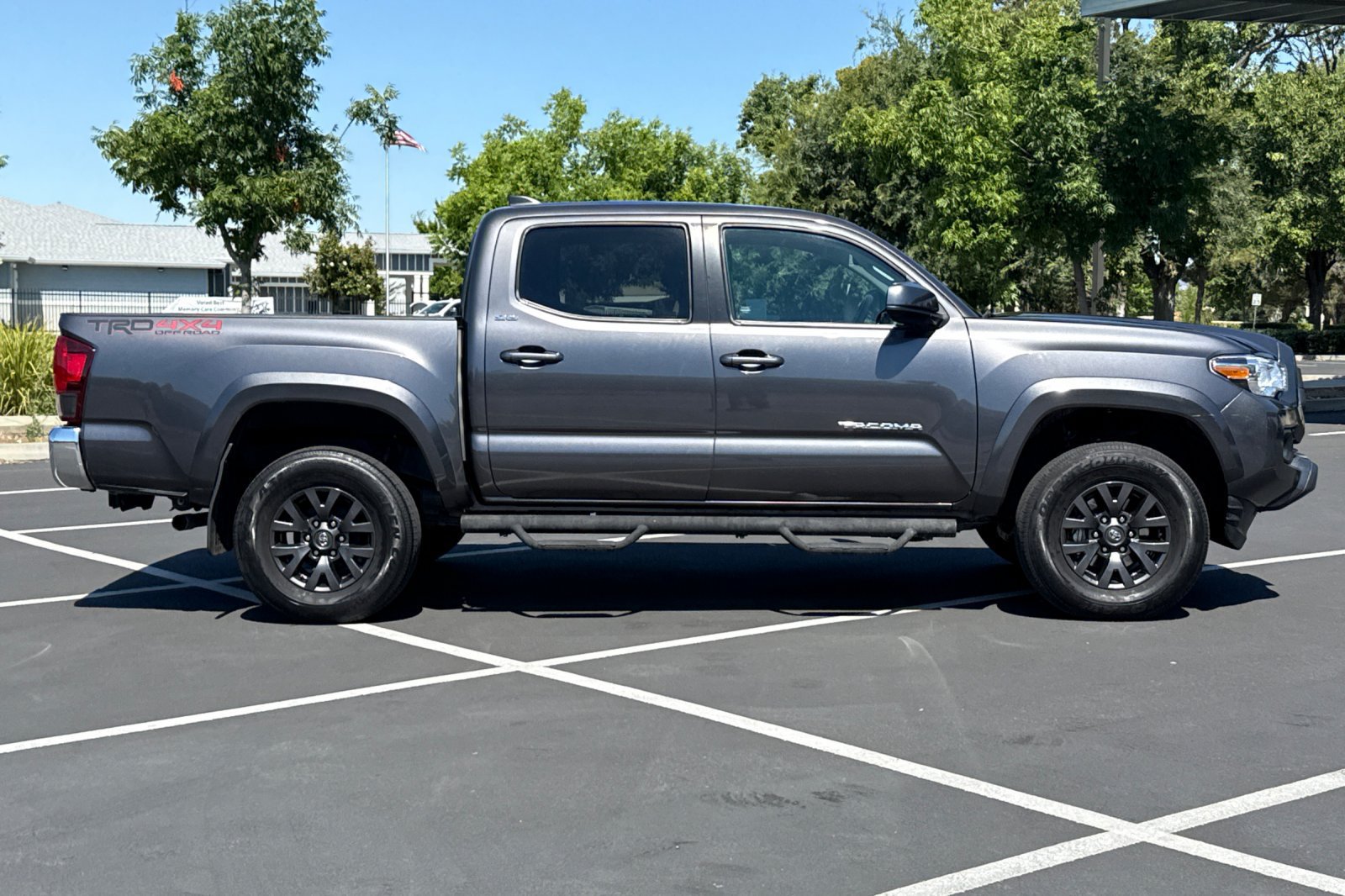 Used 2023 Toyota Tacoma SR5 RWD image 10