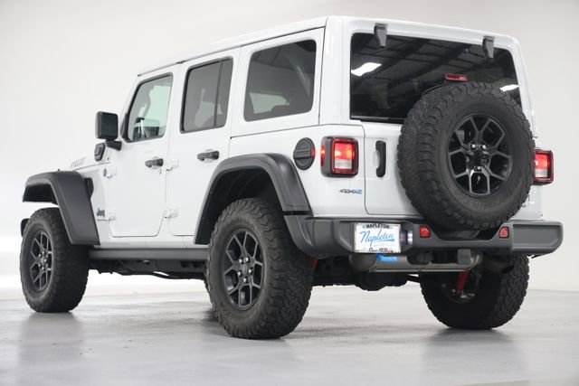 Used 2024 Jeep Wrangler Unlimited AWD/4WD image 11