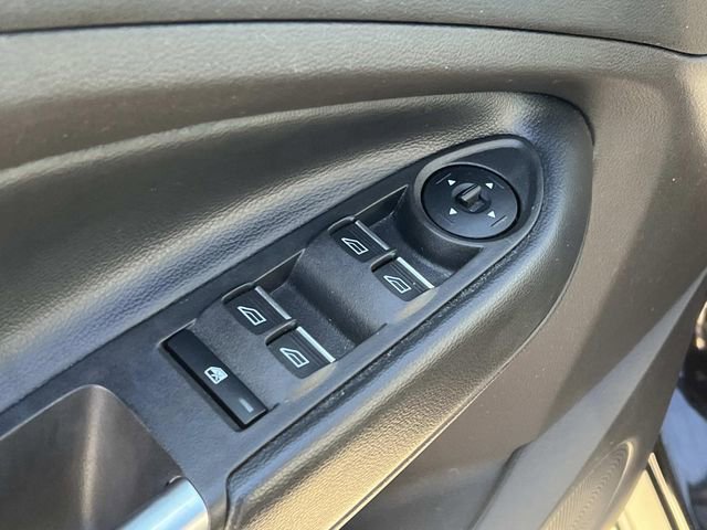 Certified 2019 Ford Escape SE image 15