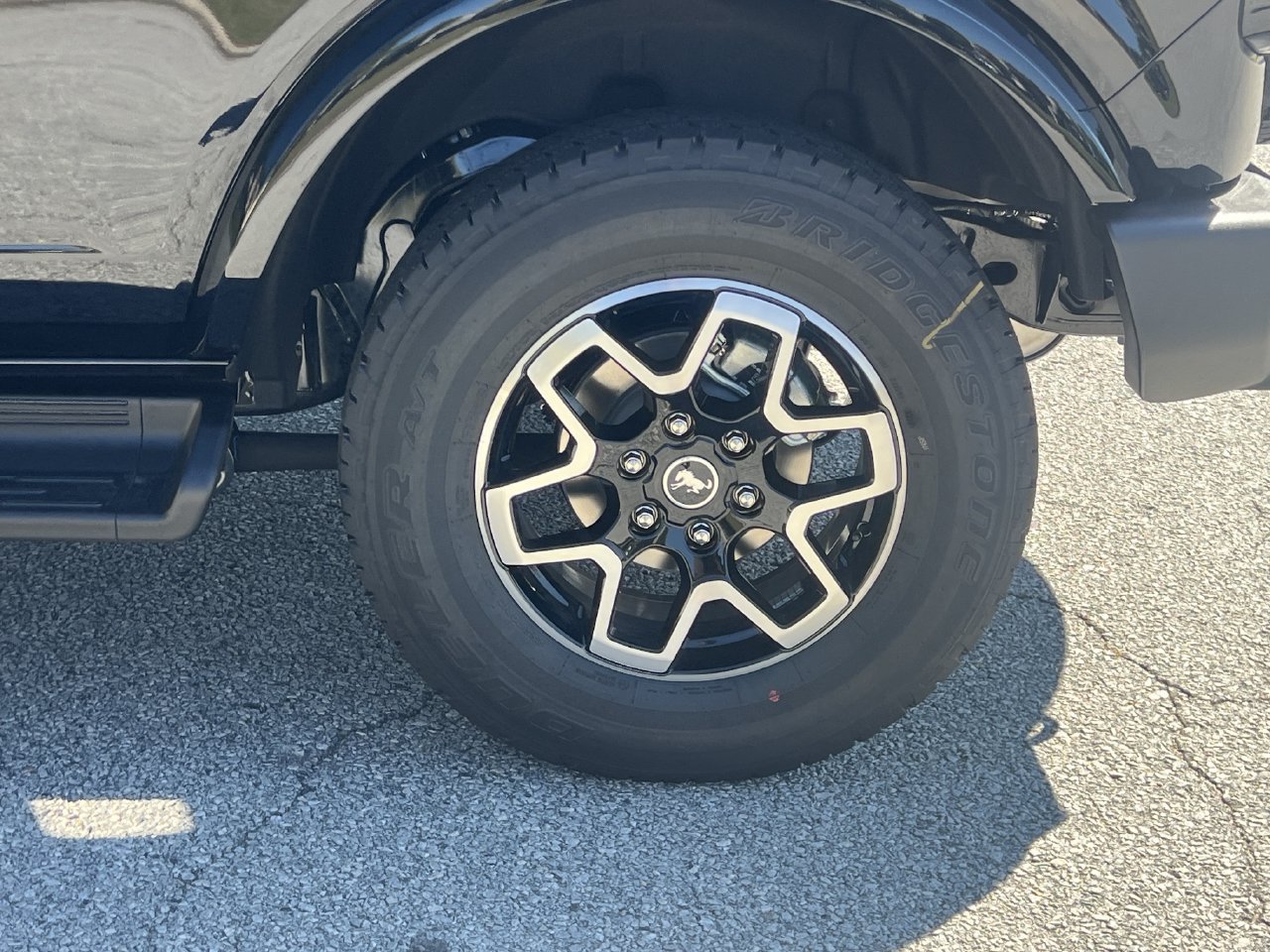 New 2026 Ford Bronco Outer Banks AWD/4WD image 26