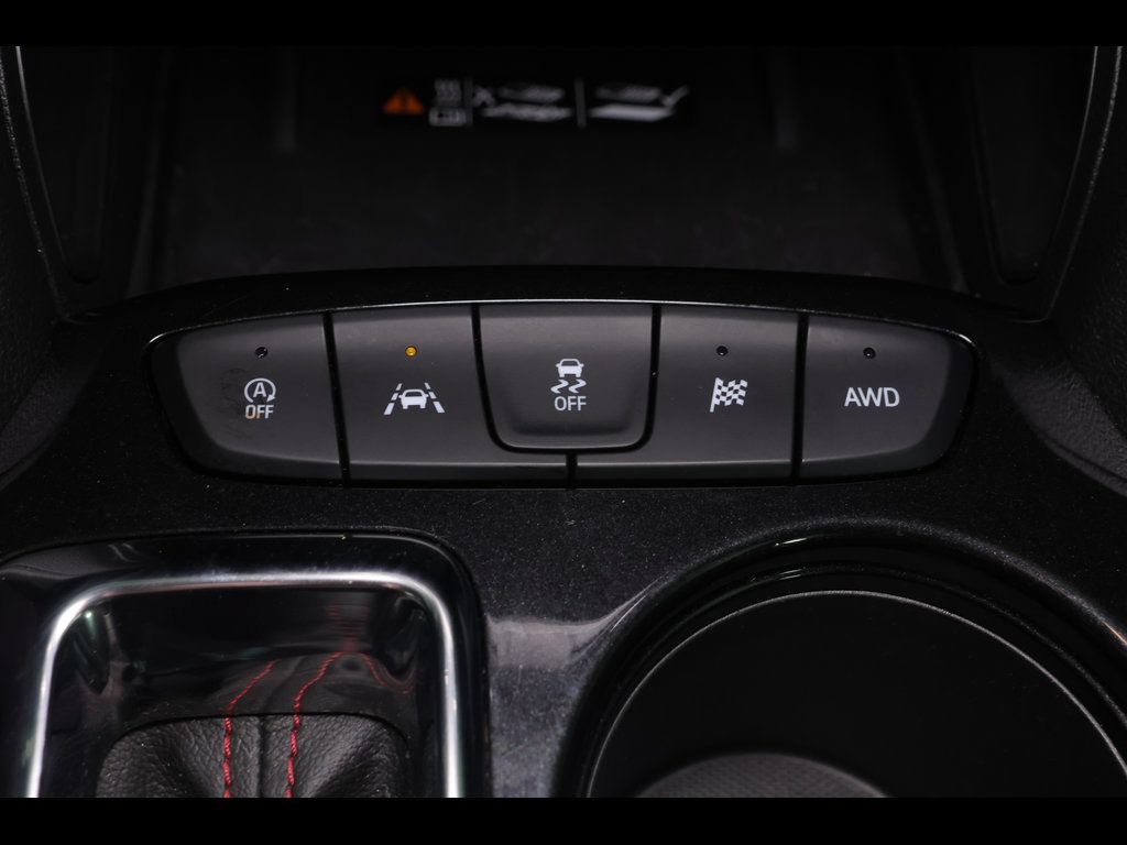 Used 2023 Chevrolet TrailBlazer RS w/ Sun and Liftgate Package AWD/4WD image 18