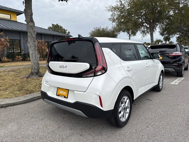 Used 2025 Kia Soul LX w/ LX Technology Package image 7