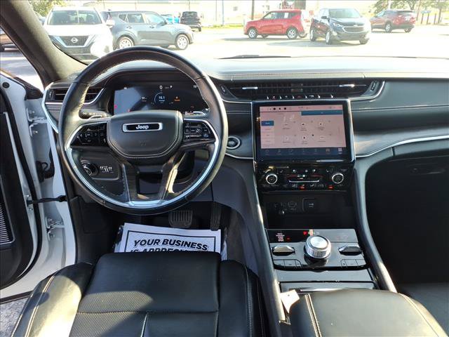 Used 2022 Jeep Grand Cherokee L Overland w/ Luxury Tech Group IV AWD/4WD image 39