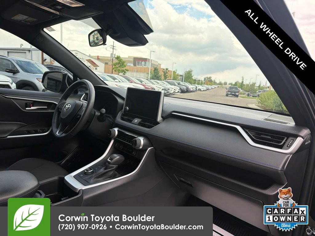 Used 2024 Toyota RAV4 SE w/ Convenience Package AWD/4WD image 12