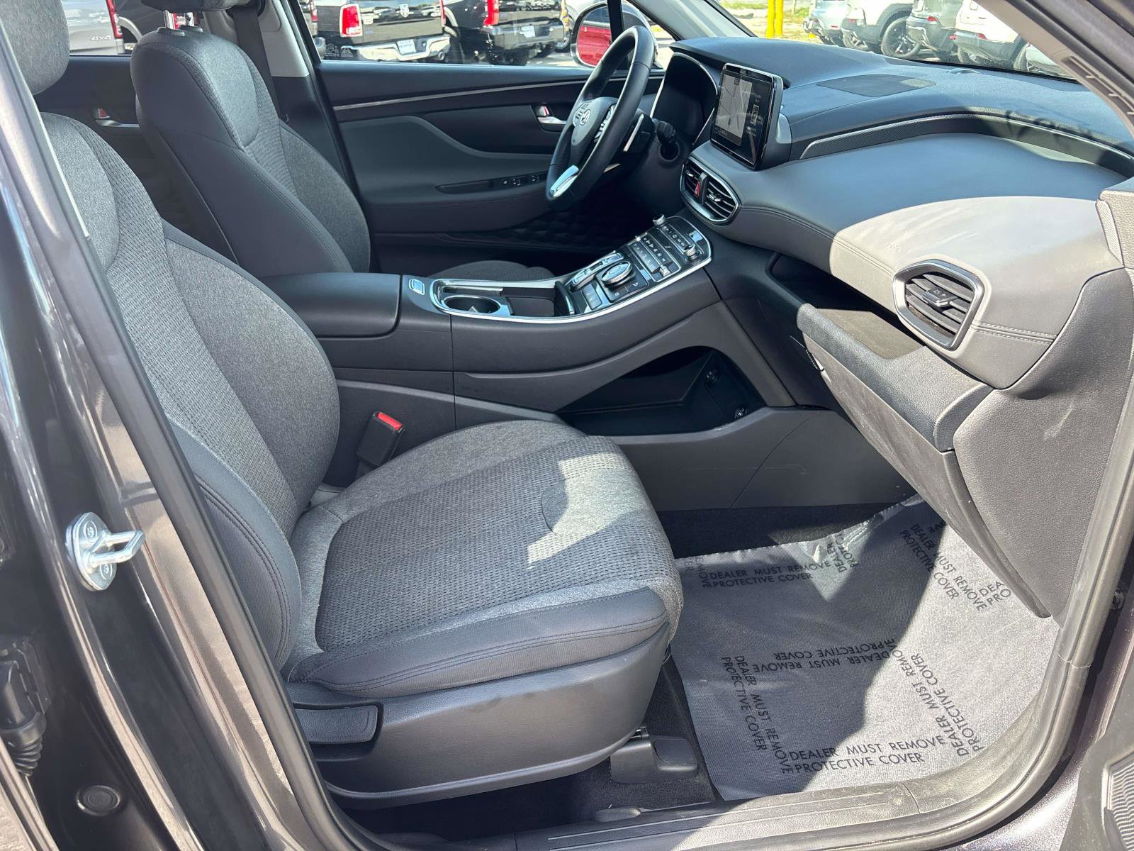 Used 2023 Hyundai Santa Fe SEL w/ Cargo Package image 17