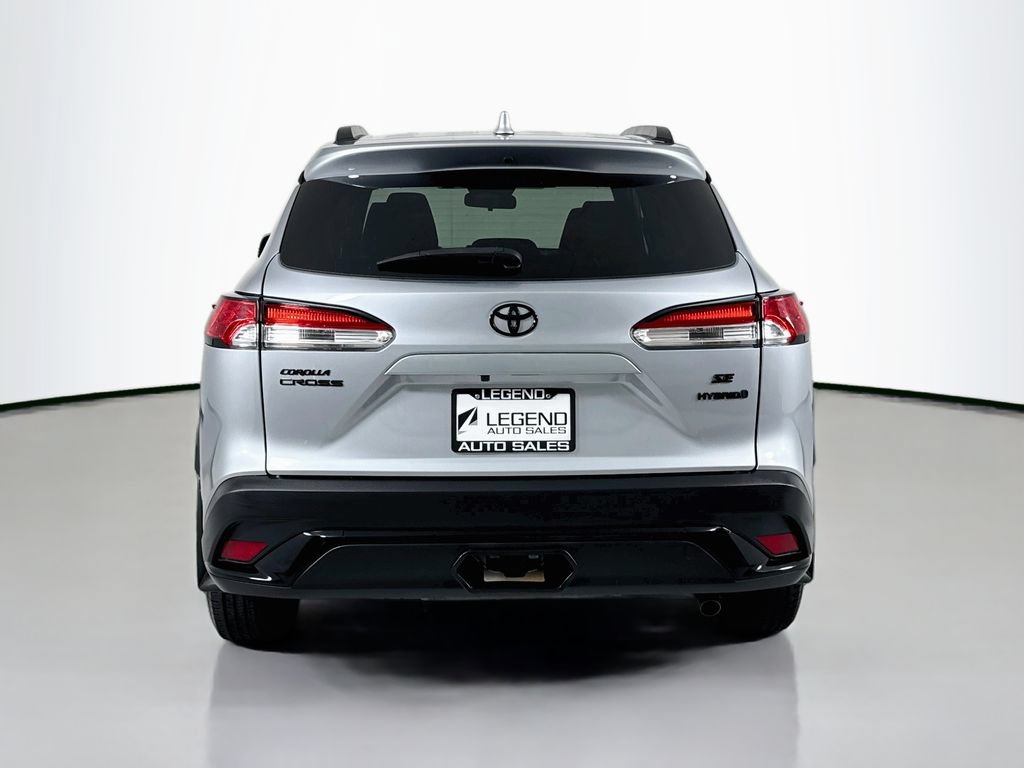 Used 2024 Toyota Corolla Cross AWD Hybrid image 6