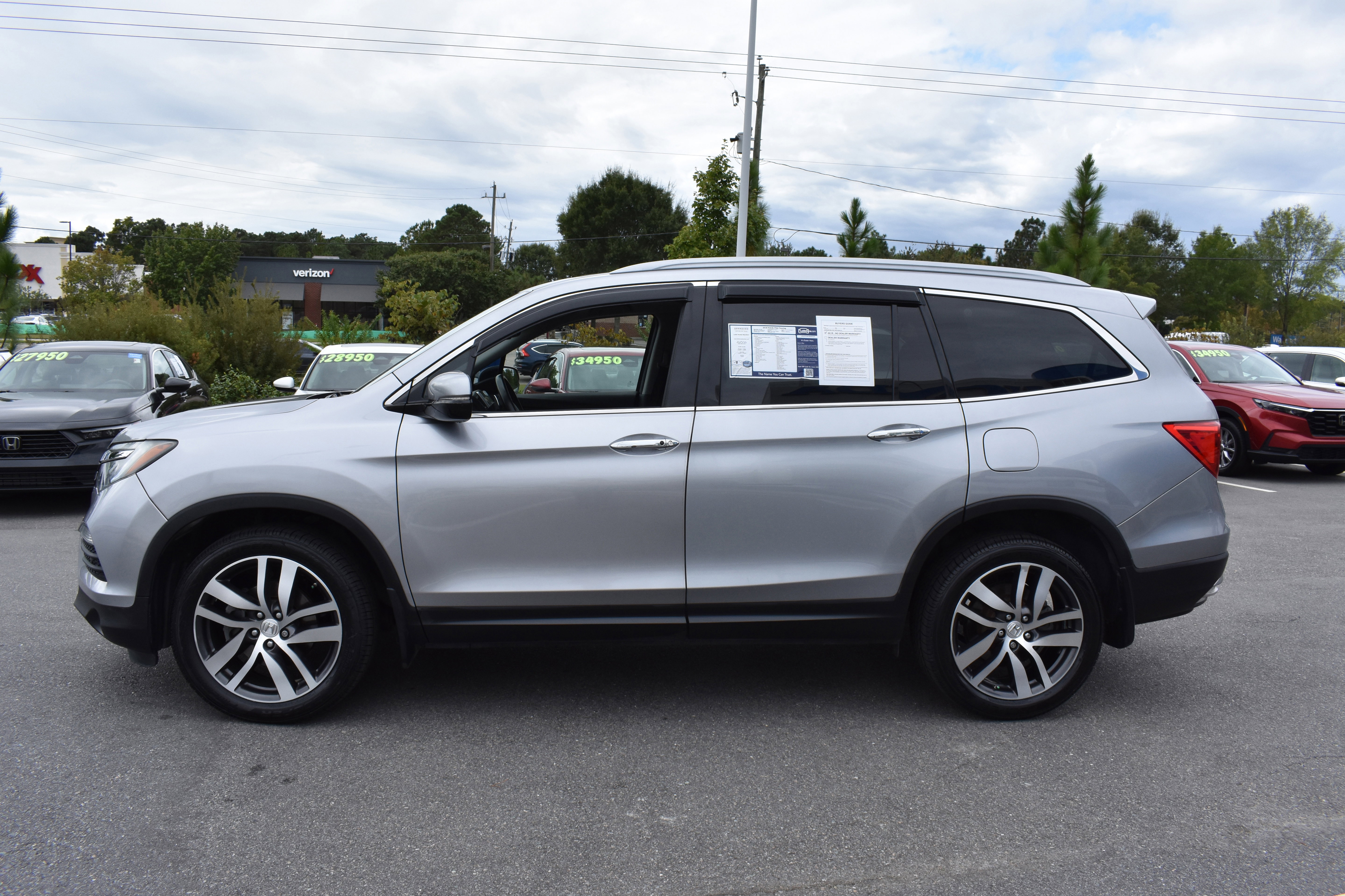 Certified 2018 Honda Pilot Touring image 6