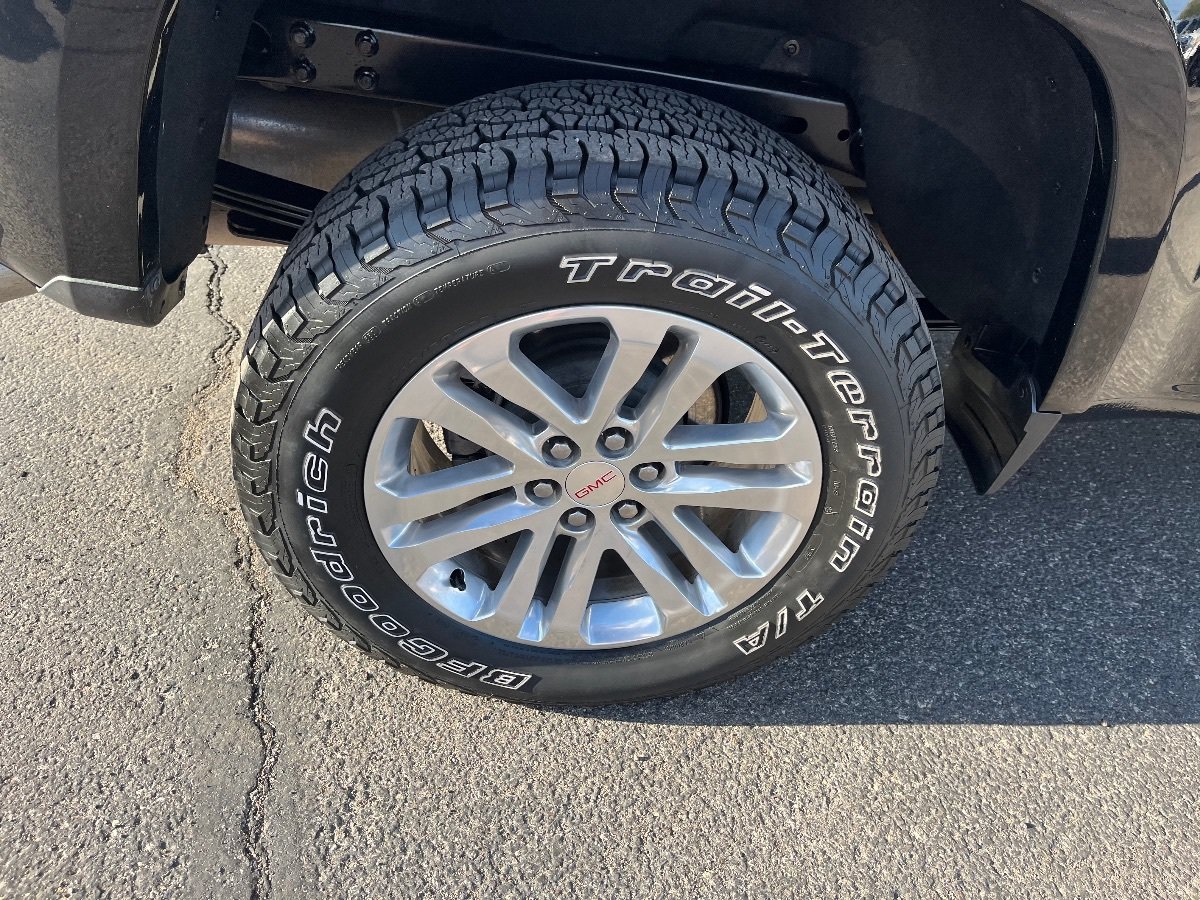 Used 2018 GMC Canyon SLT w/ Driver Alert Package AWD/4WD image 44