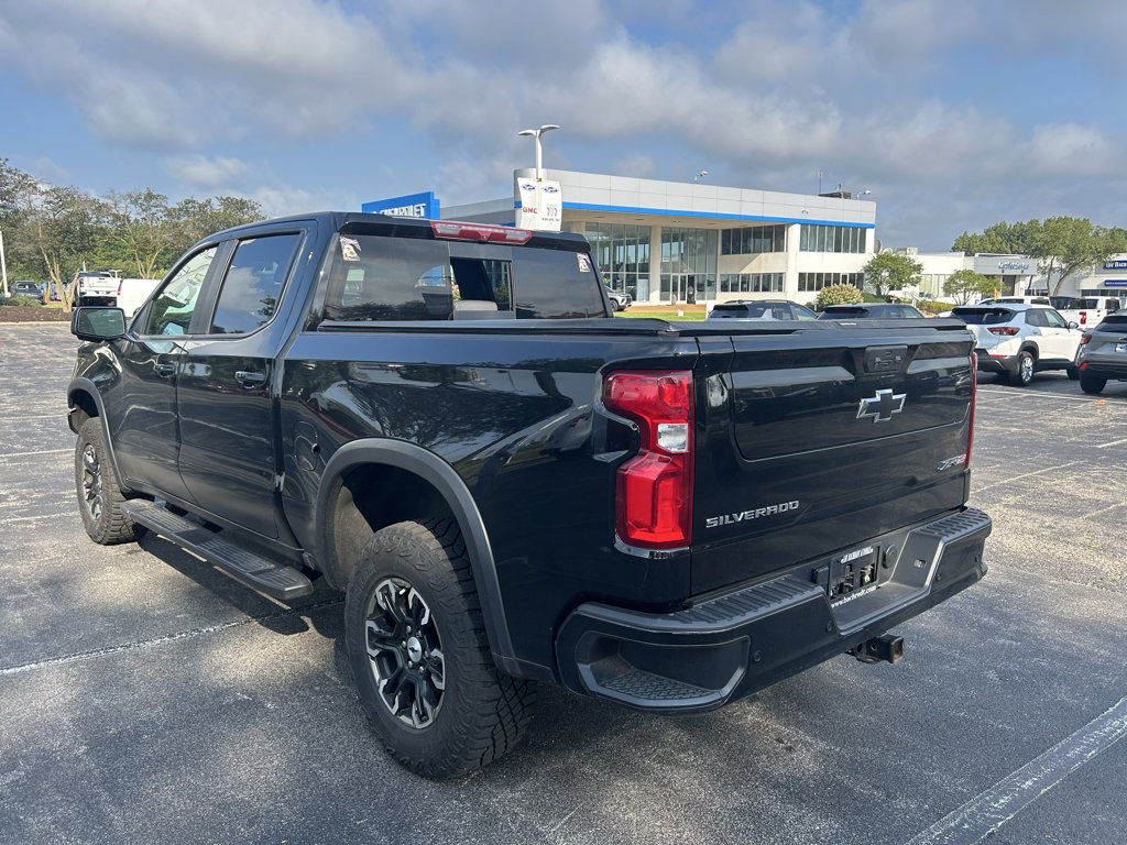 Used 2023 Chevrolet Silverado 1500 ZR2 AWD/4WD image 7