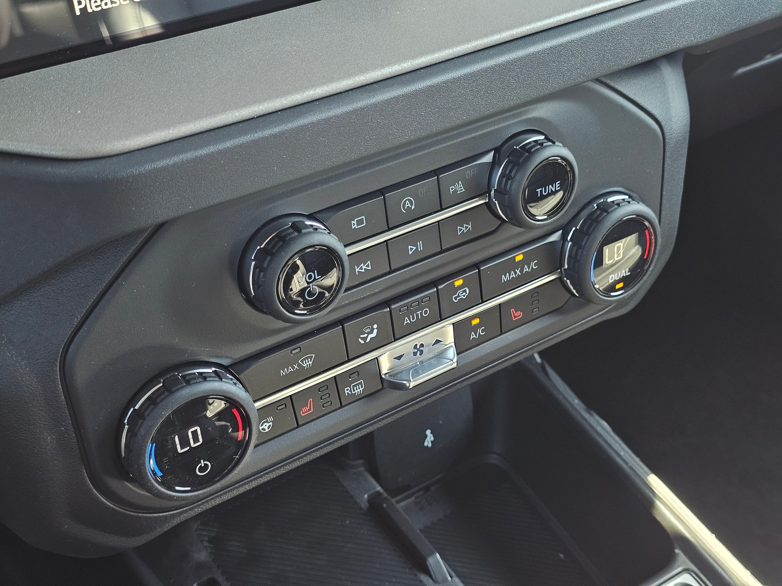 New 2026 Ford Bronco Outer Banks AWD/4WD image 23