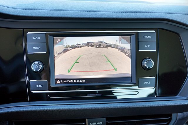 Used 2024 Volkswagen Jetta SE FWD image 36
