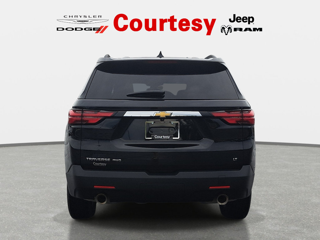 Used 2023 Chevrolet Traverse LT AWD/4WD image 5